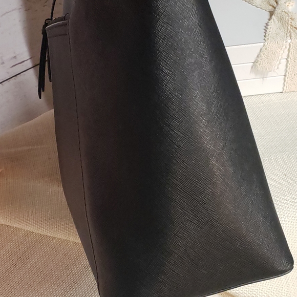 Kate Spade Black leather handbag/tote - Picture 8 of 15
